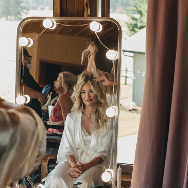 The Social Set at I.M Artistry in Tacoma, WA